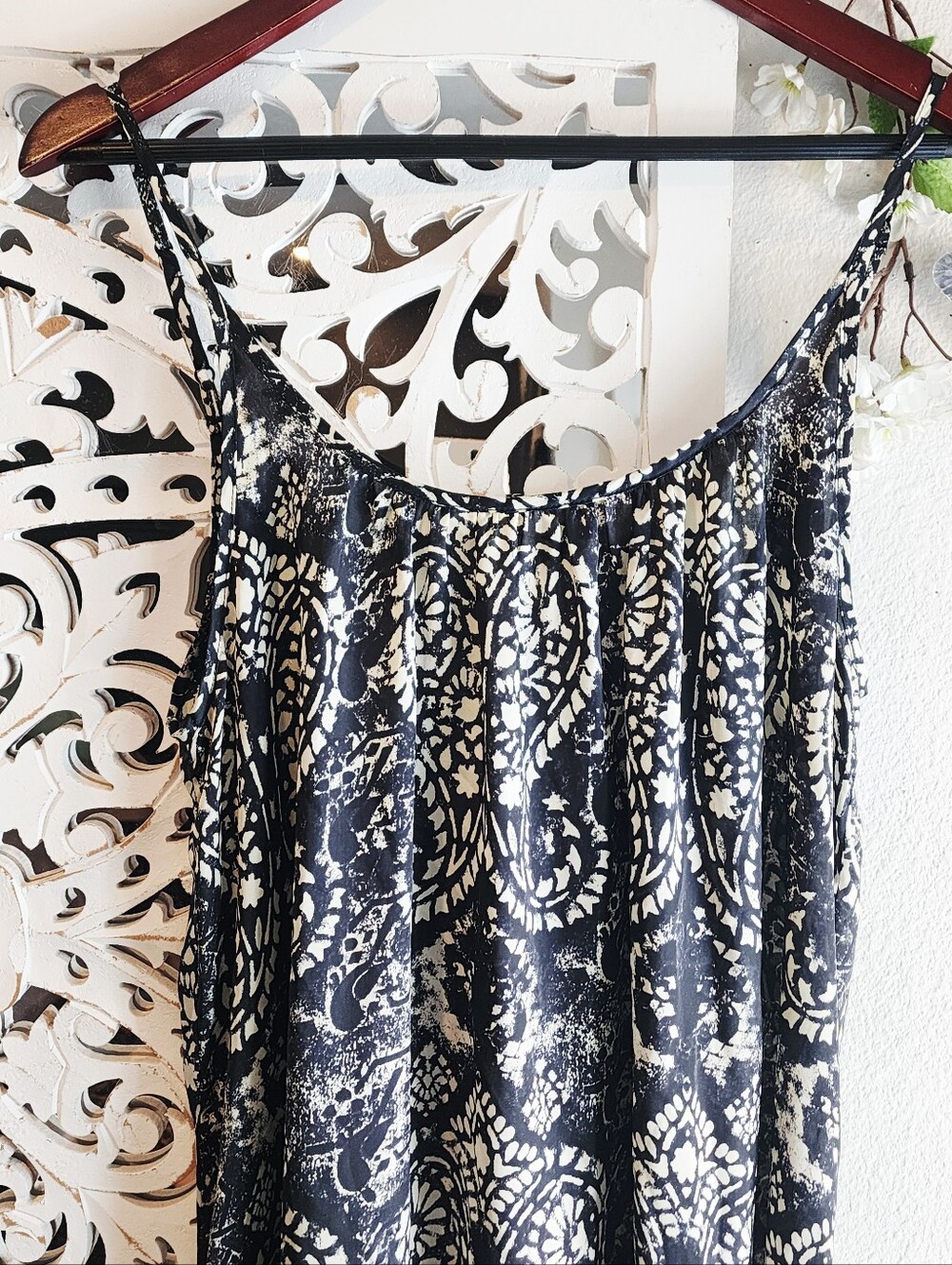 TYSA PAISLEY PRINT MAXI DRESS ADJUSTABLE STRAPS IN BLACK & WHITE Size SMALL - Picture 10 of 16